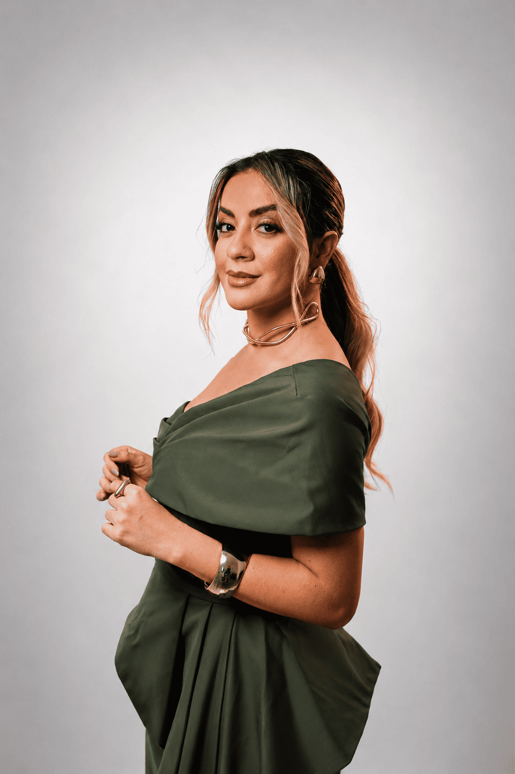 Dra. Larisse Costa